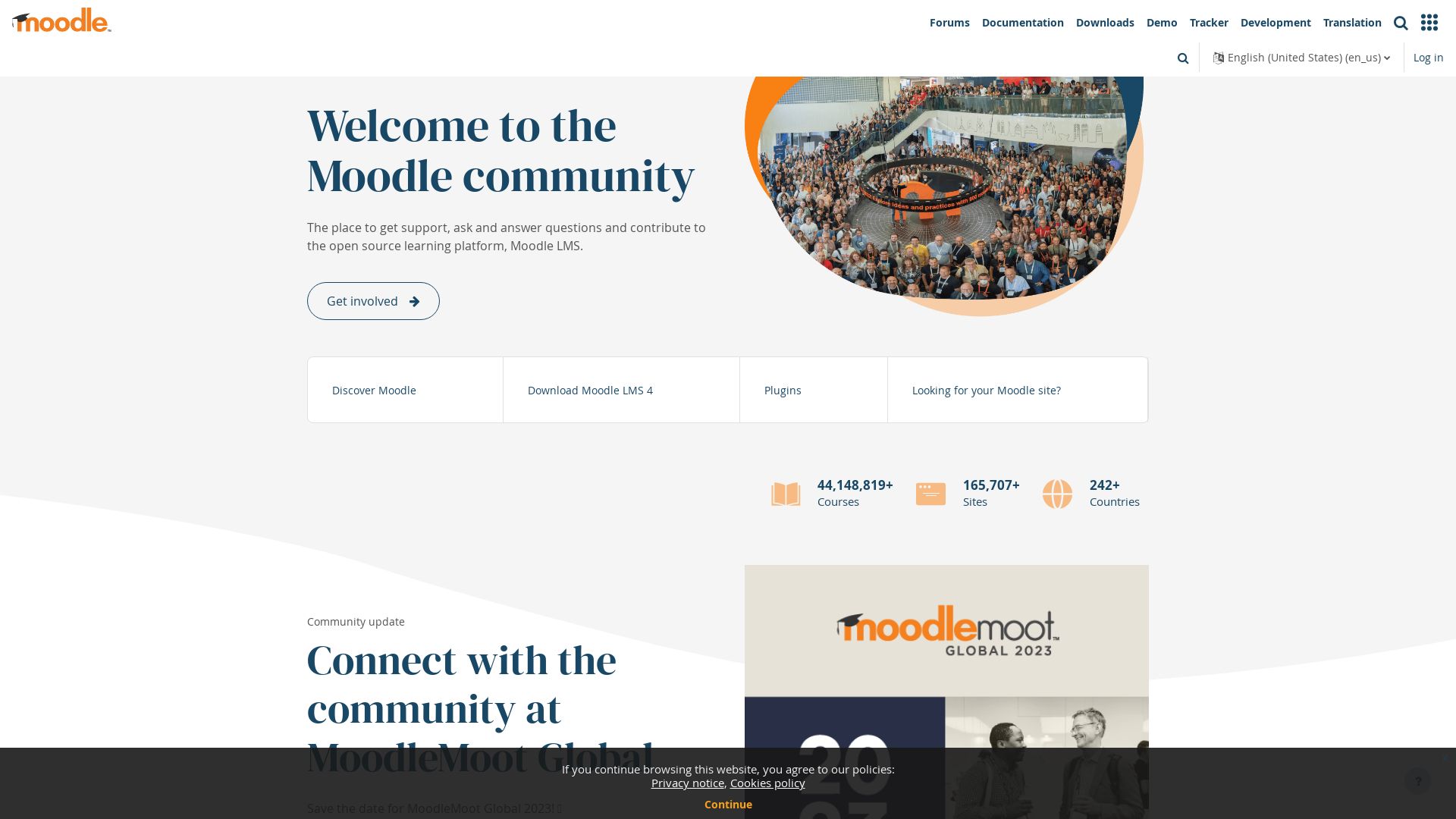 вебсайт moodle.org Є   ONLINE